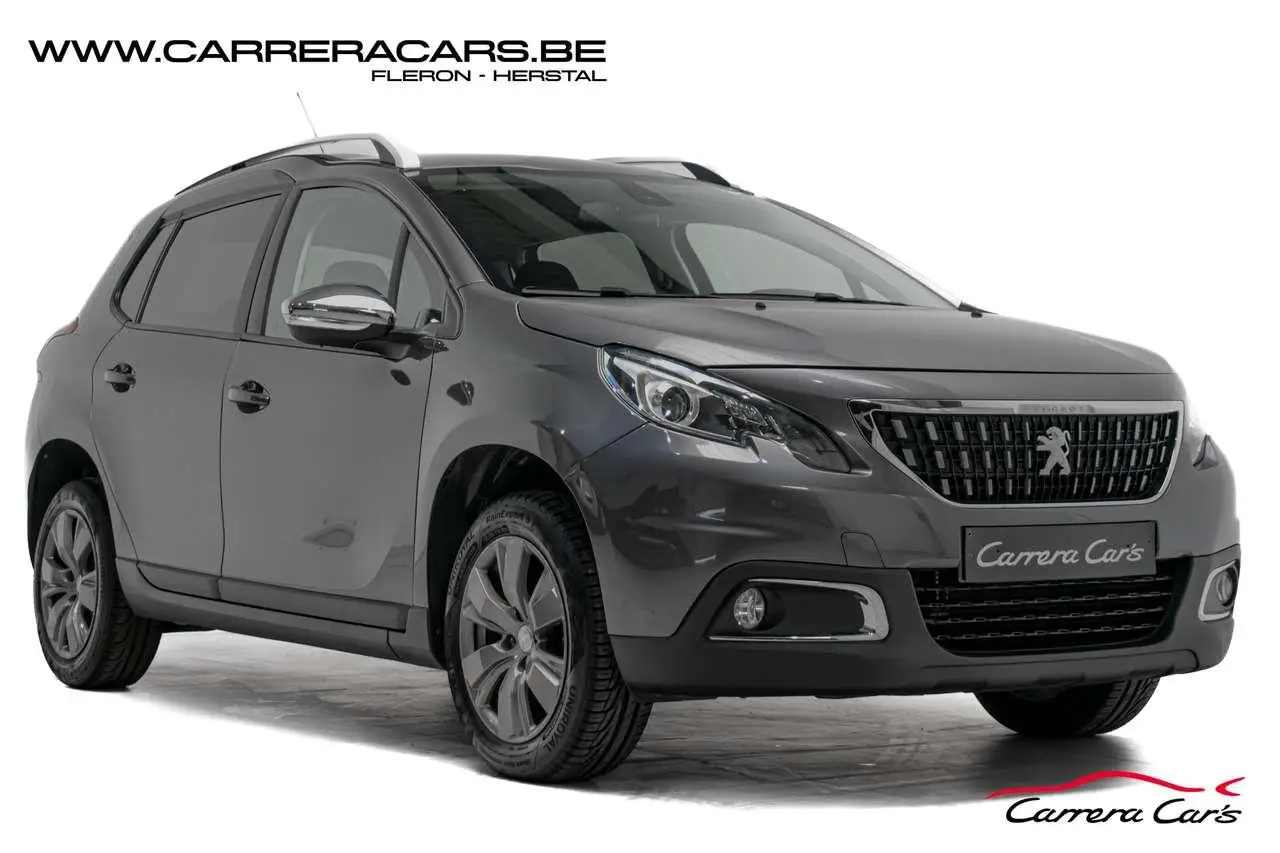 Photo 1 : Peugeot 2008 2018 Petrol