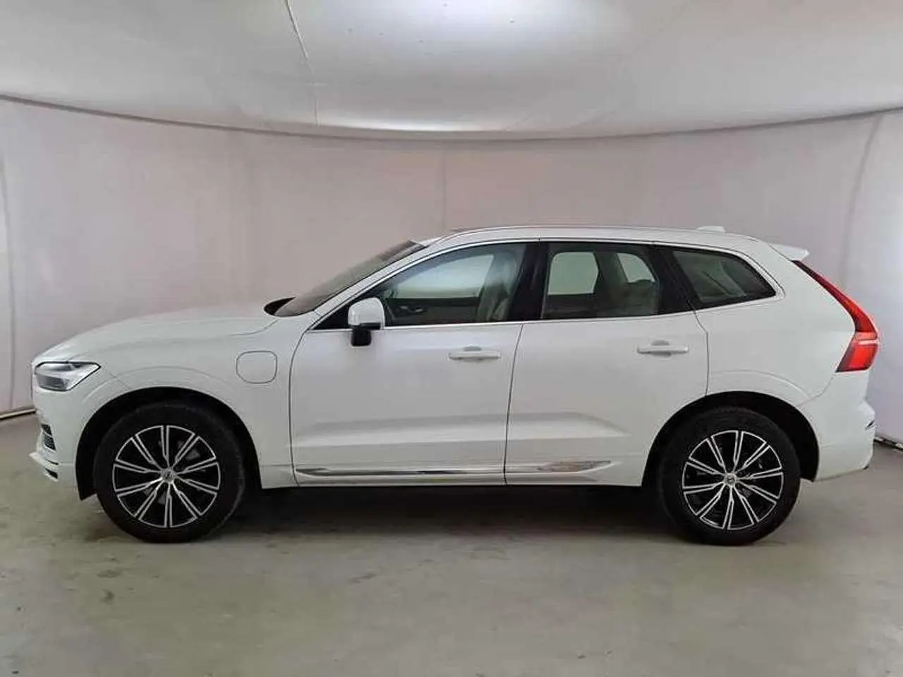 Photo 1 : Volvo Xc60 2021 Hybrid