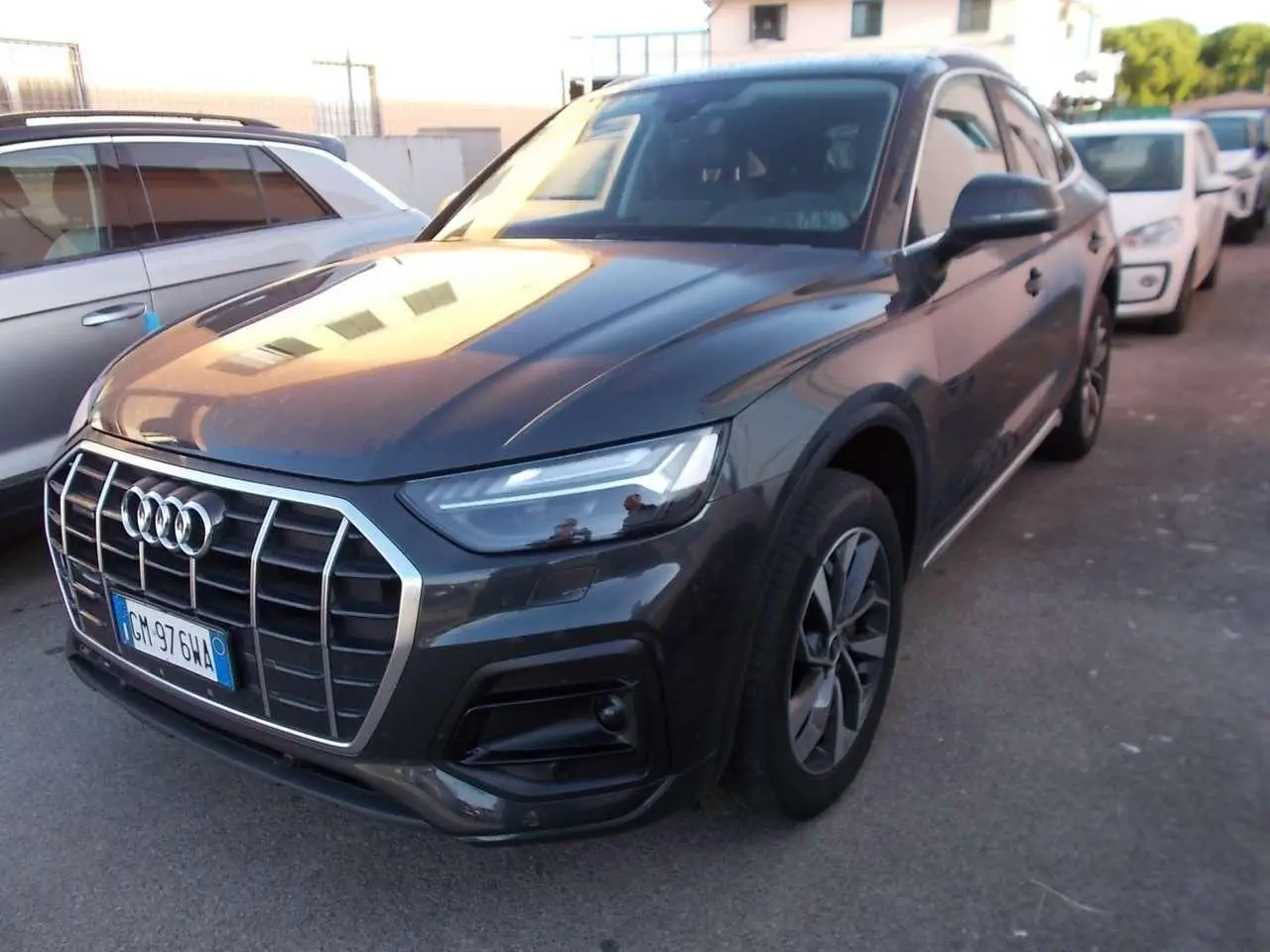 Photo 1 : Audi Q5 2021 Hybrid