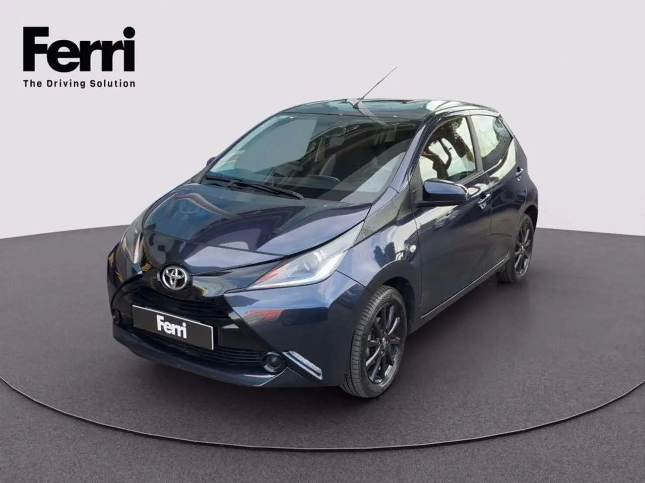 Photo 1 : Toyota Aygo 2016 Petrol