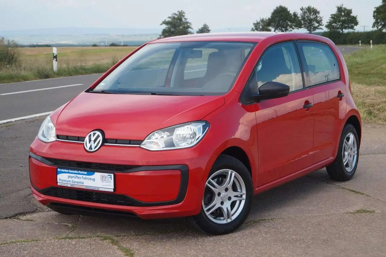 Photo 1 : Volkswagen Up! 2017 Petrol