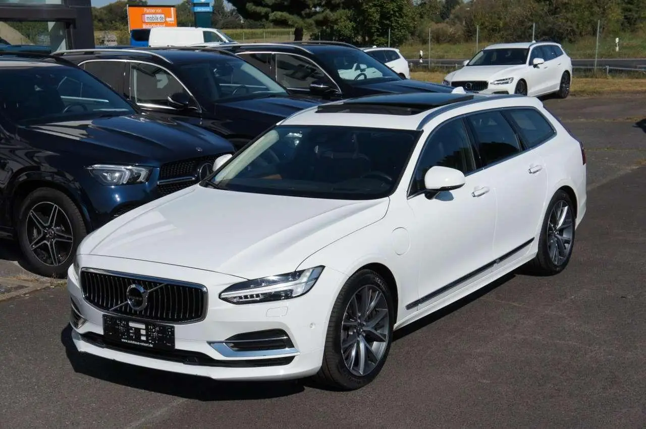 Photo 1 : Volvo V90 2020 Hybride