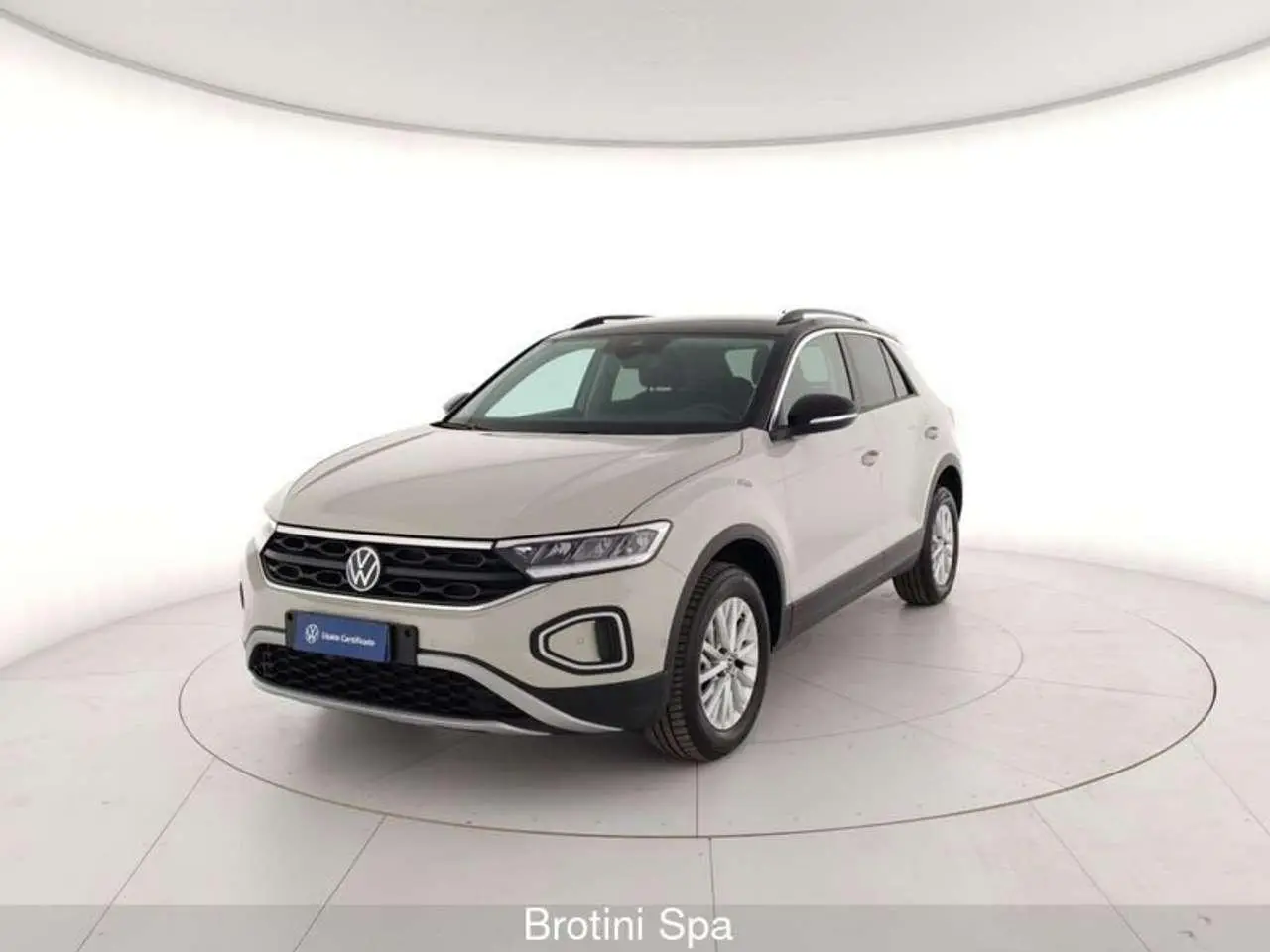 Photo 1 : Volkswagen T-roc 2023 Petrol