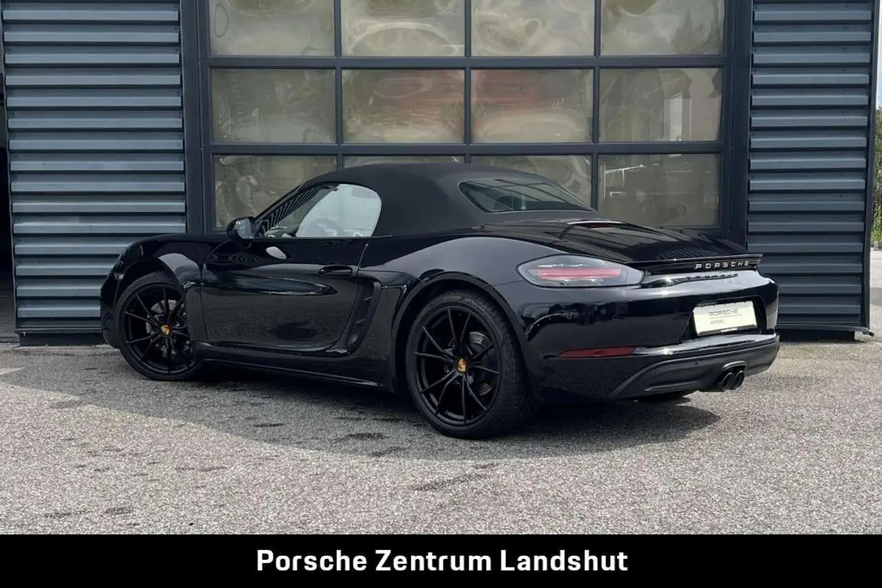 Photo 1 : Porsche Boxster 2019 Petrol