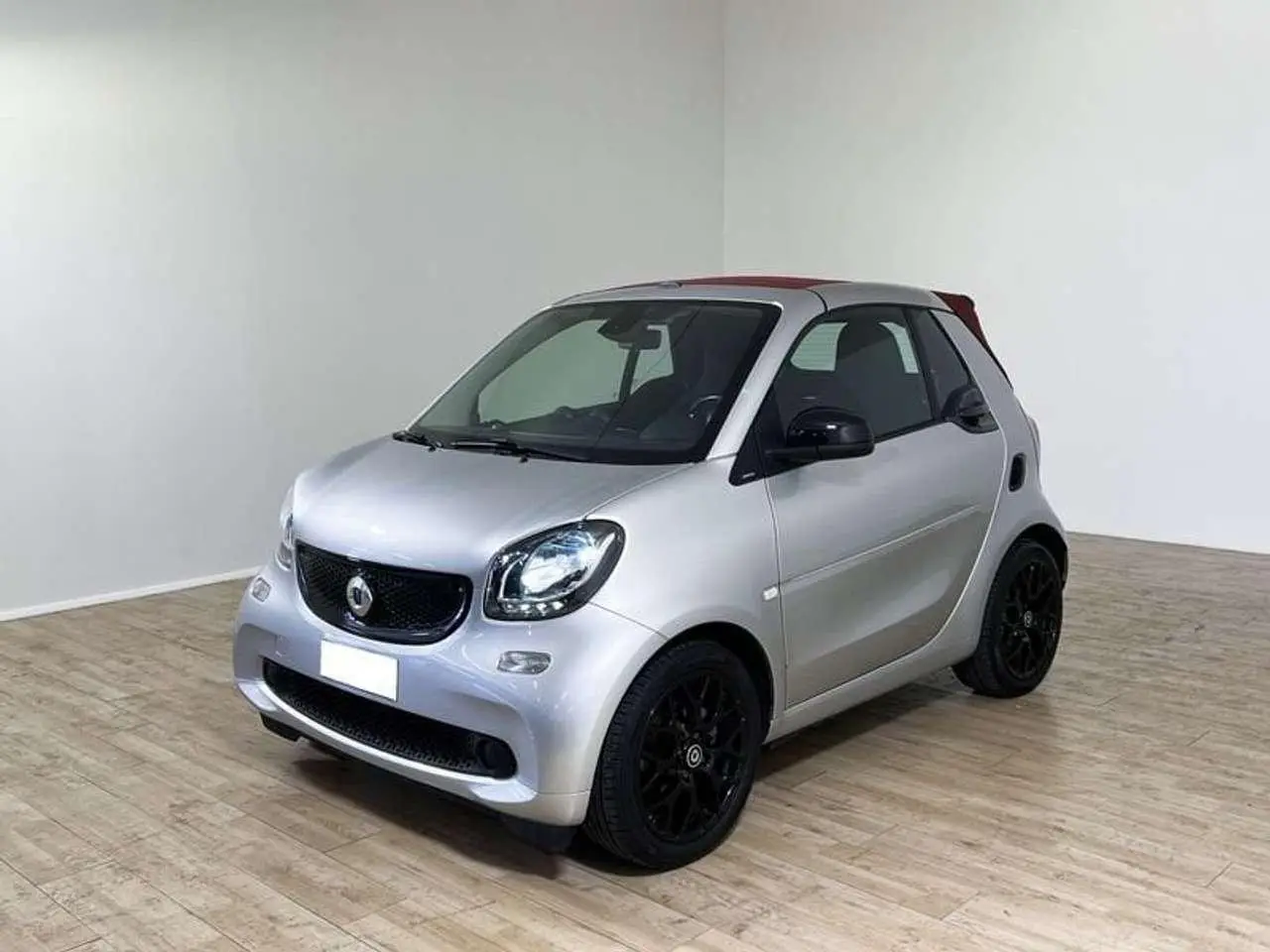 Photo 1 : Smart Fortwo 2017 Petrol