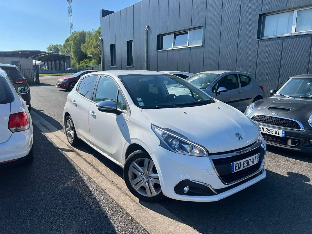 Photo 1 : Peugeot 208 2017 Essence