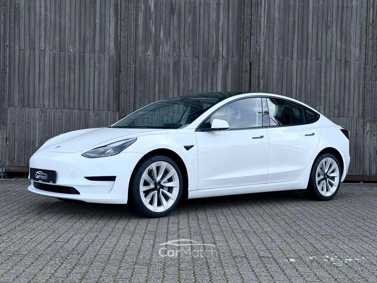 Photo 1 : Tesla Model 3 2022 Electric