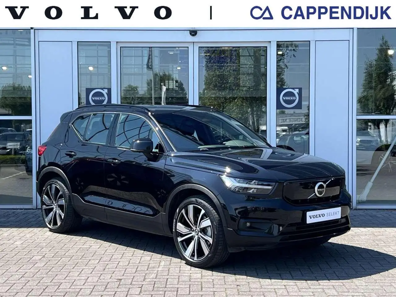 Photo 1 : Volvo Xc40 2021 Électrique