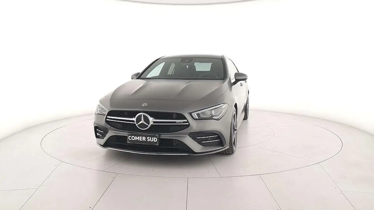 Photo 1 : Mercedes-benz Classe Cla 2020 Petrol