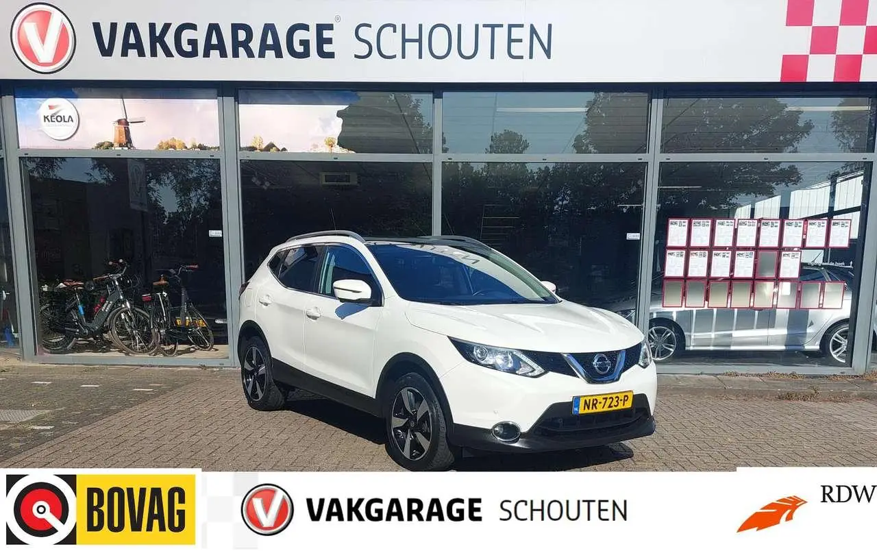 Photo 1 : Nissan Qashqai 2017 Petrol