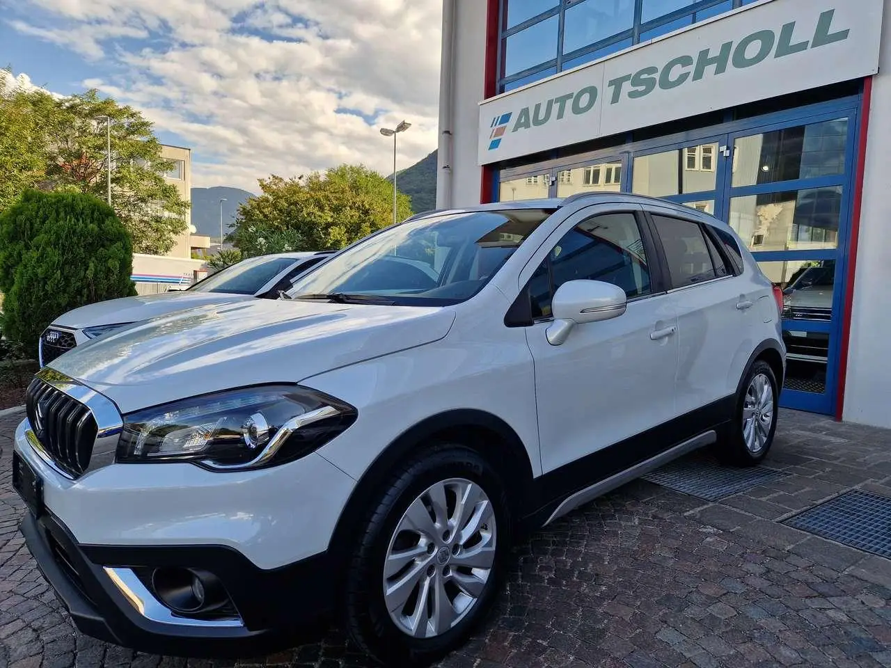 Photo 1 : Suzuki Sx4 2017 Petrol