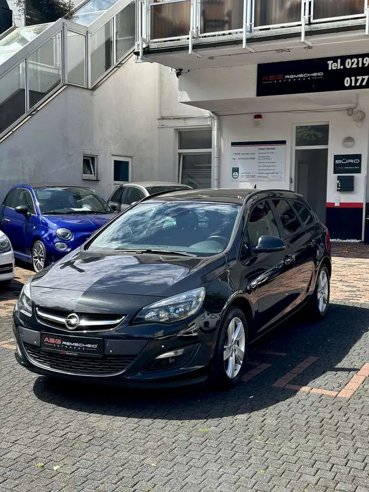 Photo 1 : Opel Astra 2016 Diesel