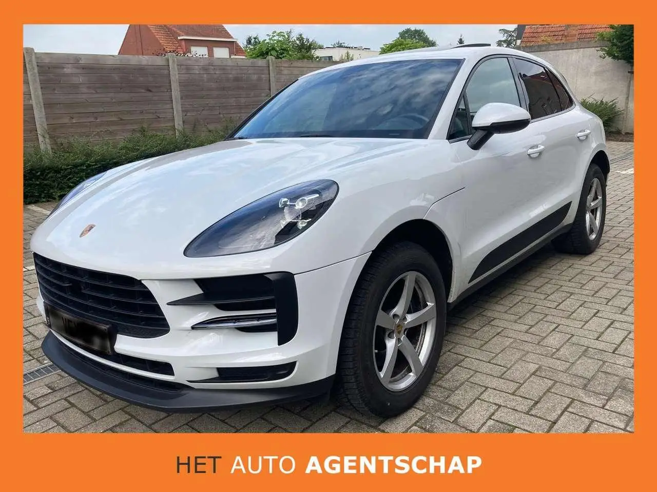 Photo 1 : Porsche Macan 2019 Essence