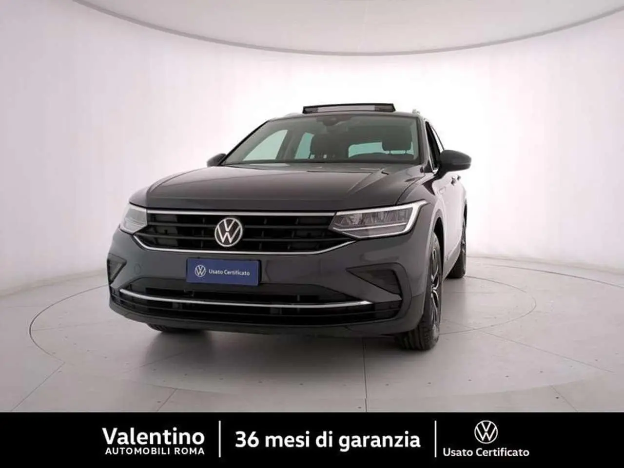 Photo 1 : Volkswagen Tiguan 2020 Essence