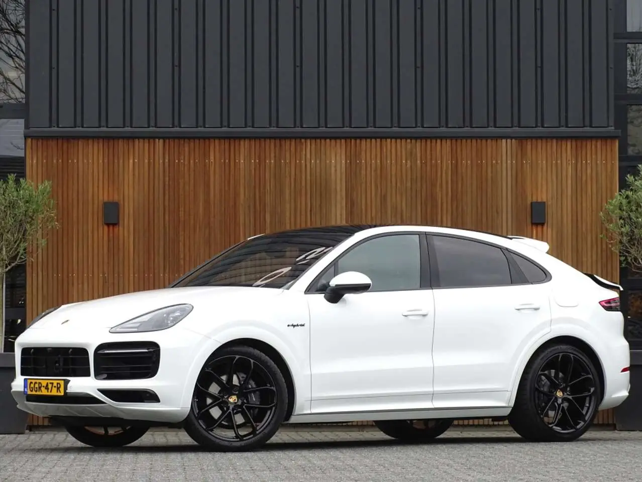 Photo 1 : Porsche Cayenne 2022 Hybride