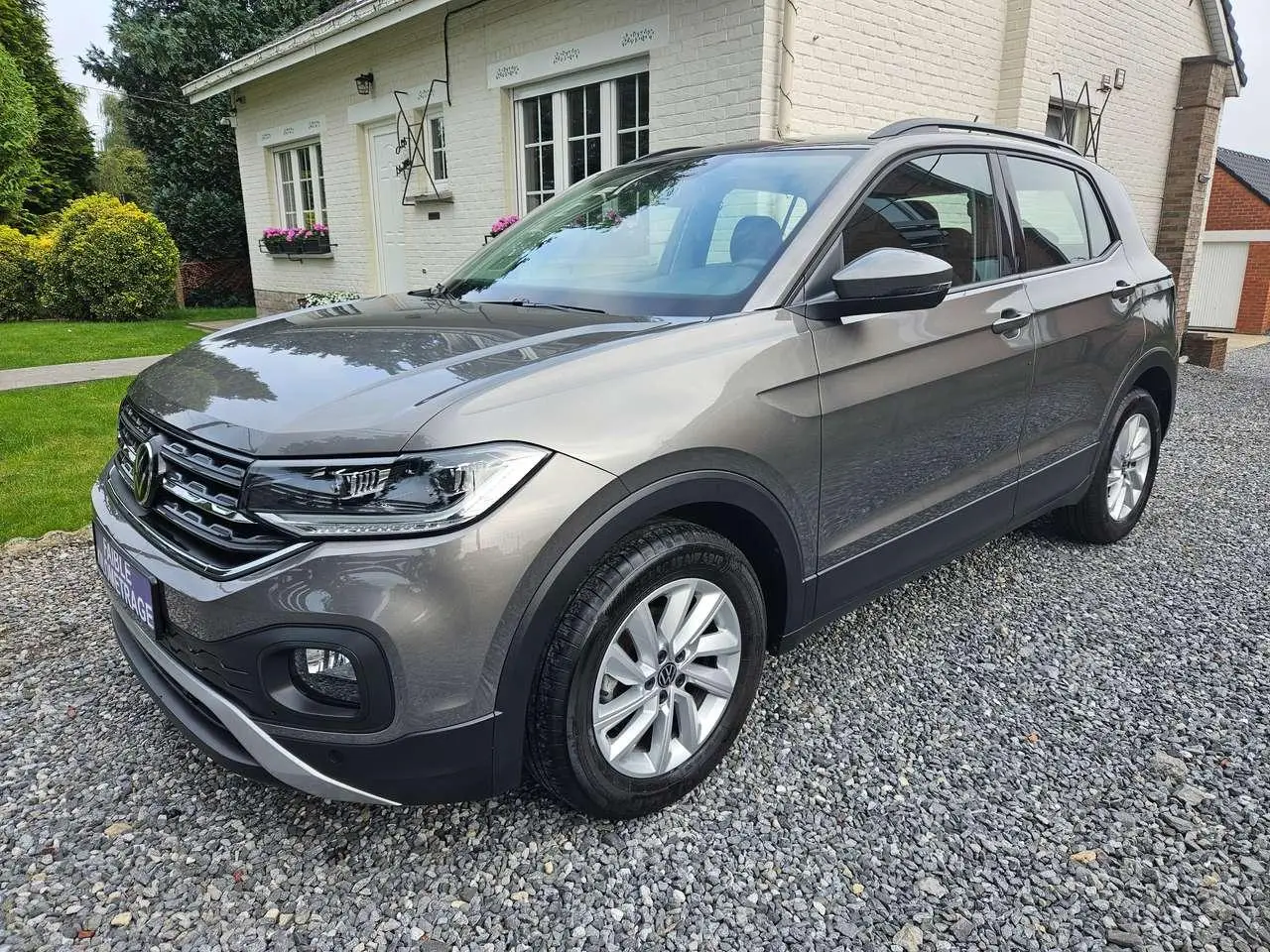 Photo 1 : Volkswagen T-cross 2021 Essence