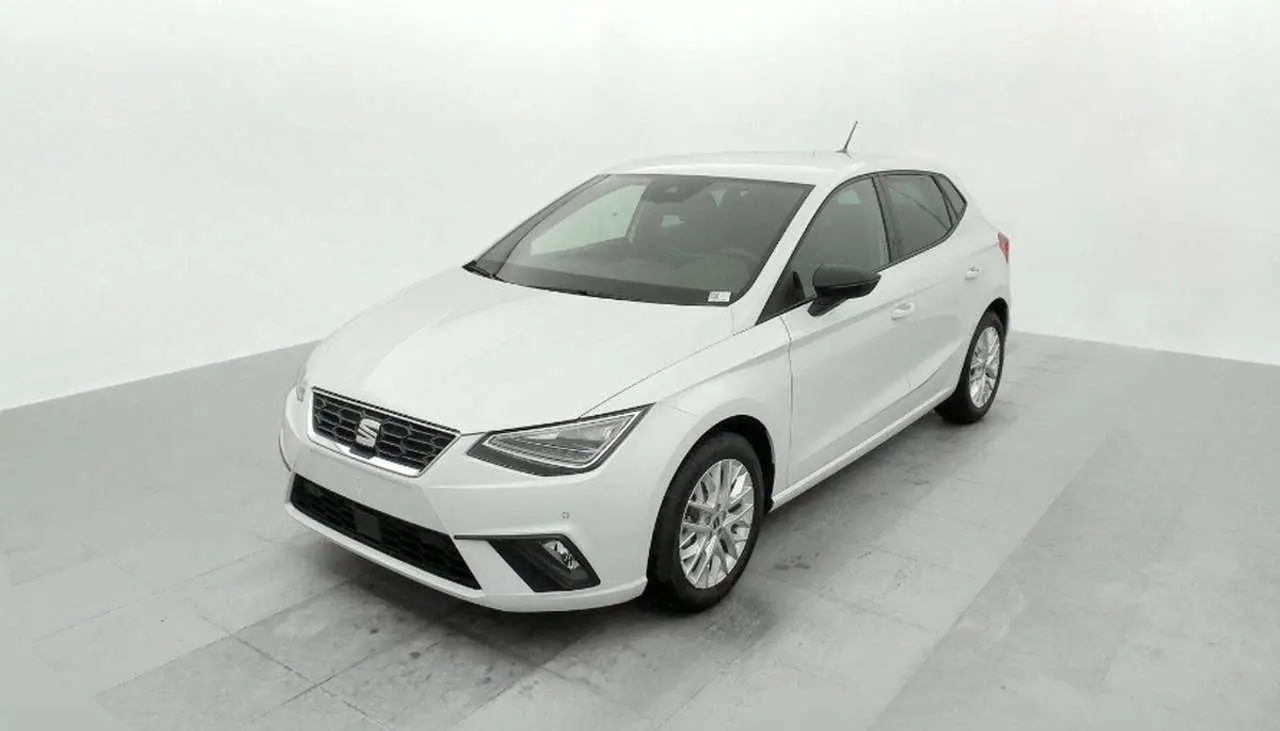 Photo 1 : Seat Ibiza 2024 Petrol