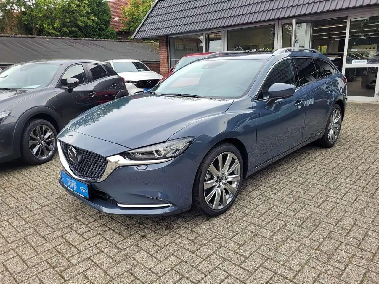 Photo 1 : Mazda 6 2024 Petrol