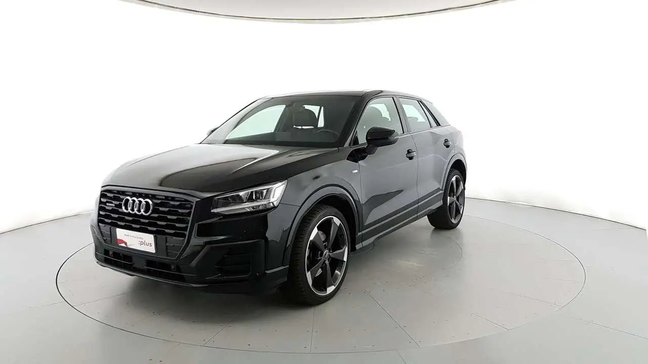 Photo 1 : Audi Q2 2018 Diesel