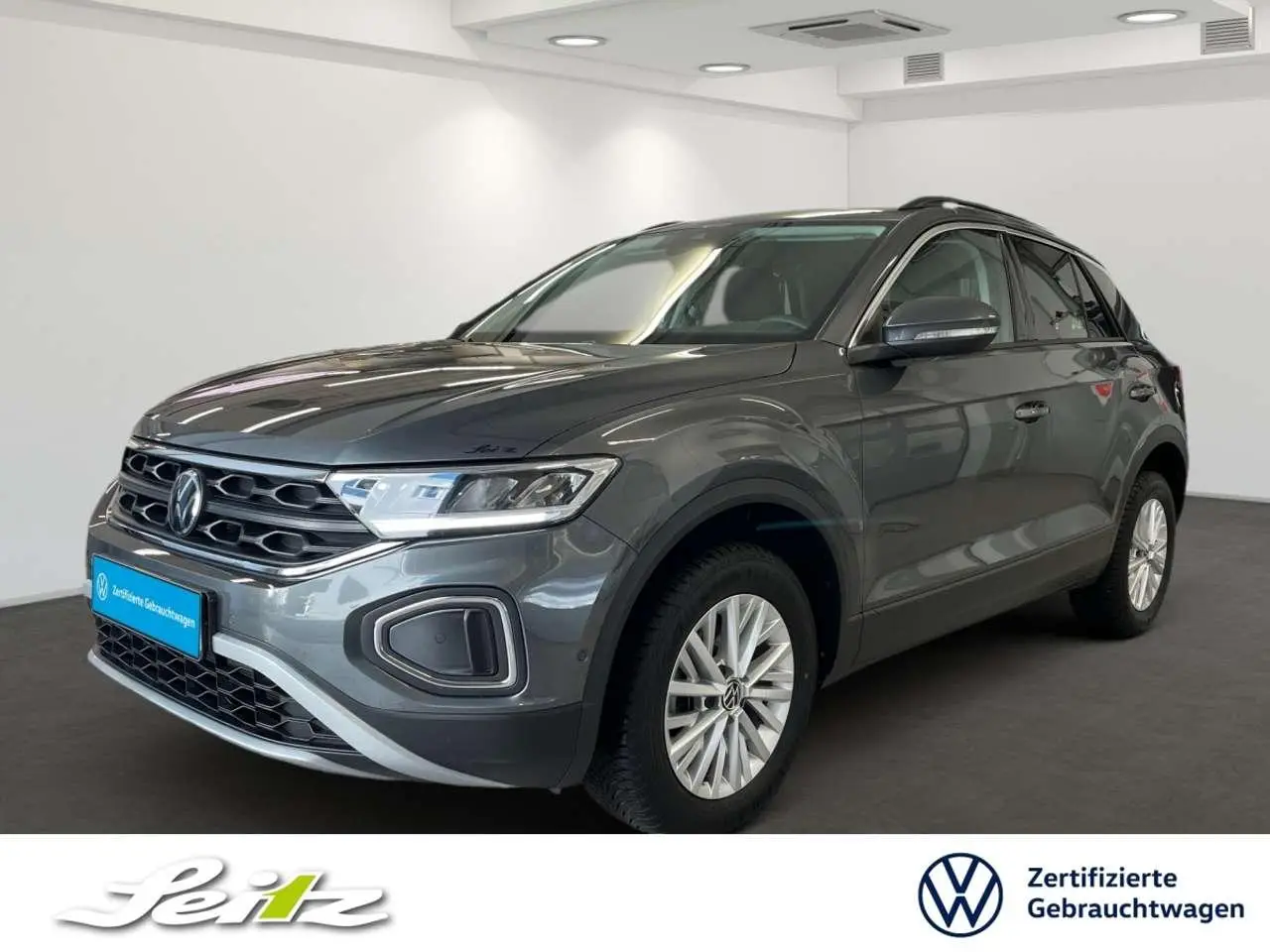 Photo 1 : Volkswagen T-roc 2023 Essence