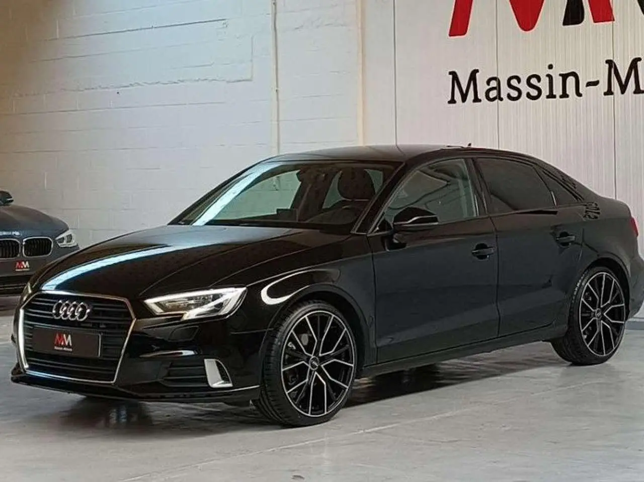 Photo 1 : Audi A3 2018 Essence