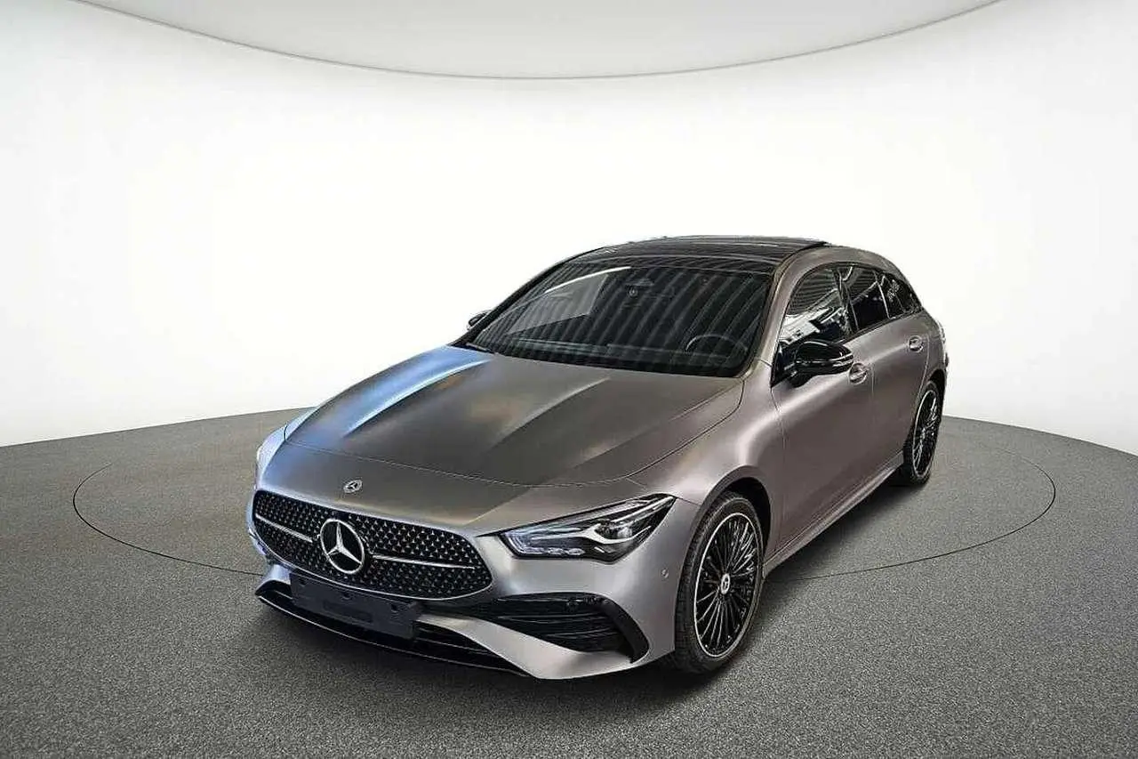 Photo 1 : Mercedes-benz Classe Cla 2024 Hybrid