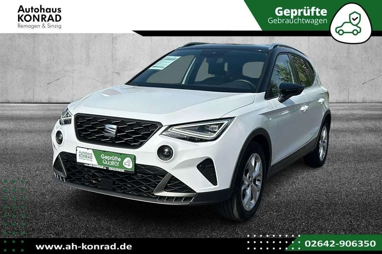 Photo 1 : Seat Arona 2022 Essence