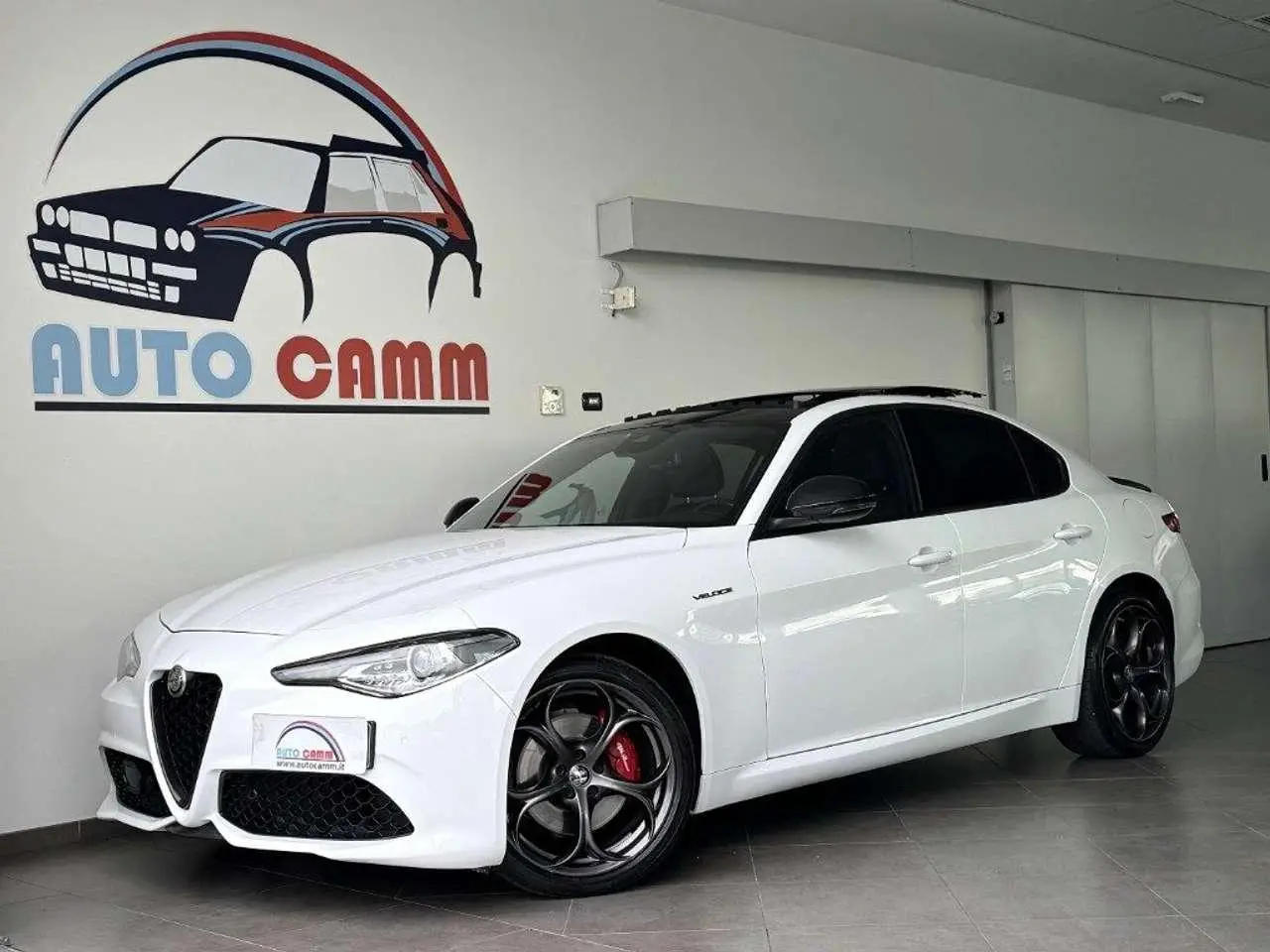 Photo 1 : Alfa Romeo Giulia 2020 Petrol