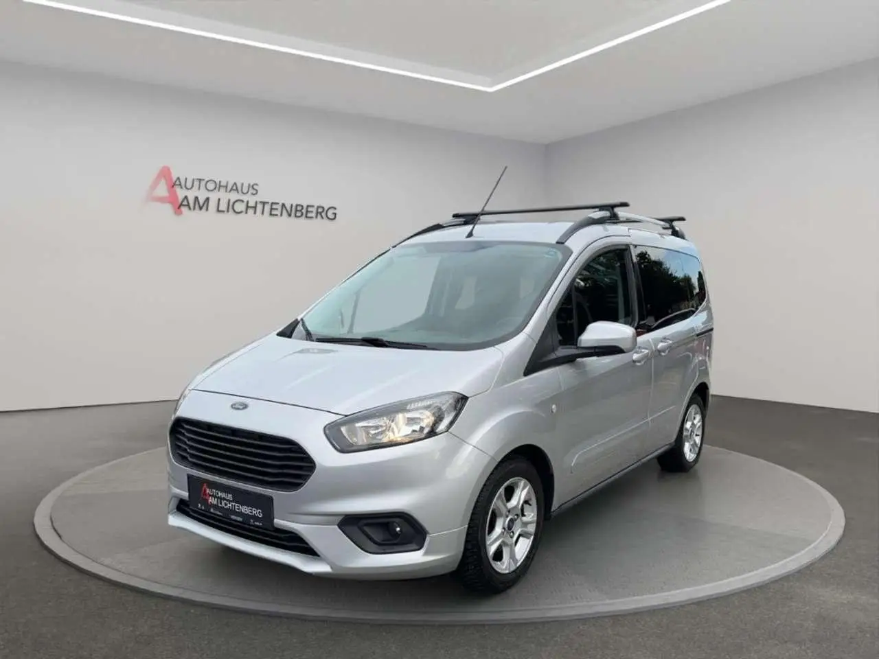 Photo 1 : Ford Tourneo 2019 Petrol