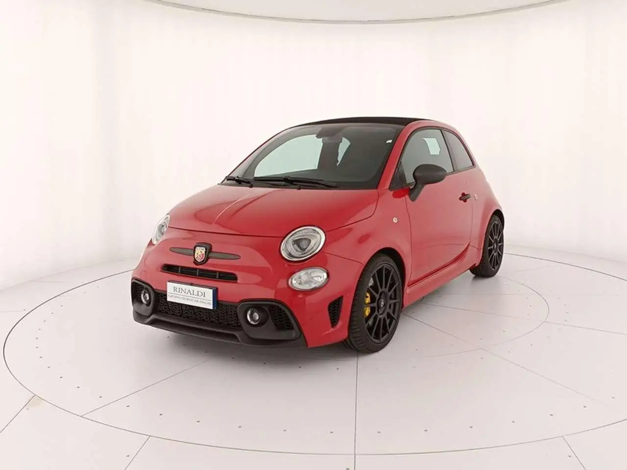 Photo 1 : Abarth 695 2024 Essence