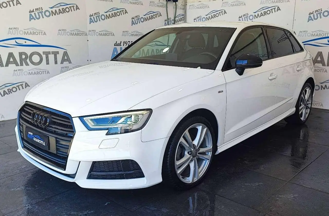 Photo 1 : Audi A3 2019 Diesel