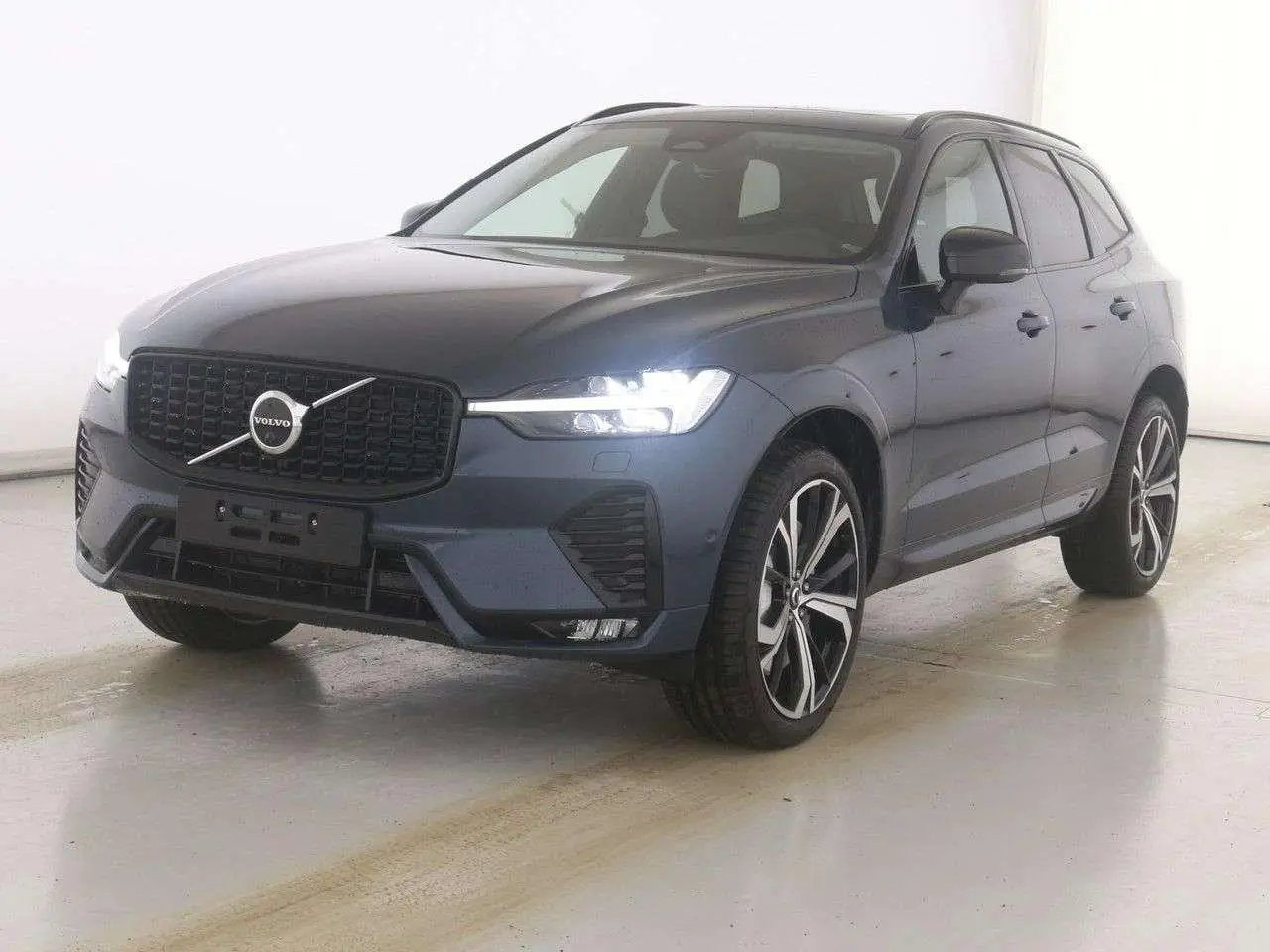 Photo 1 : Volvo Xc60 2024 Diesel