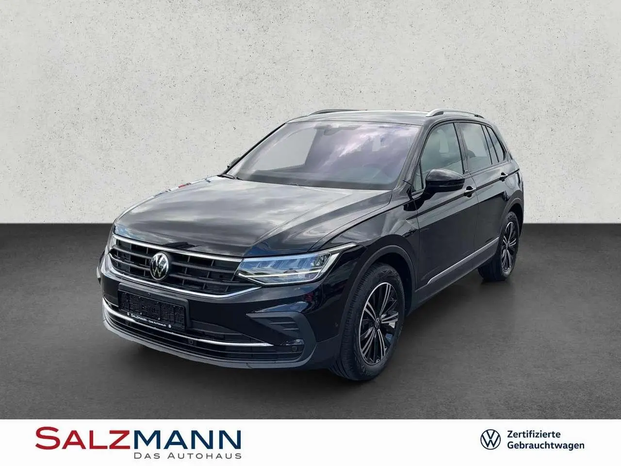 Photo 1 : Volkswagen Tiguan 2023 Petrol