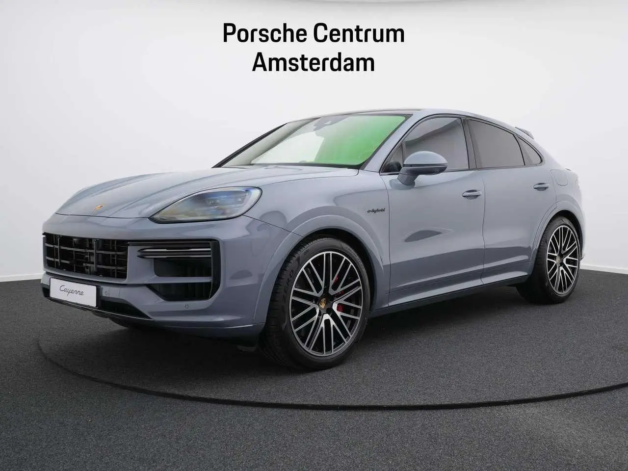 Photo 1 : Porsche Cayenne 2024 Hybrid