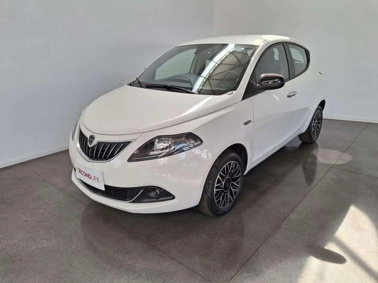 Photo 1 : Lancia Ypsilon 2024 GPL