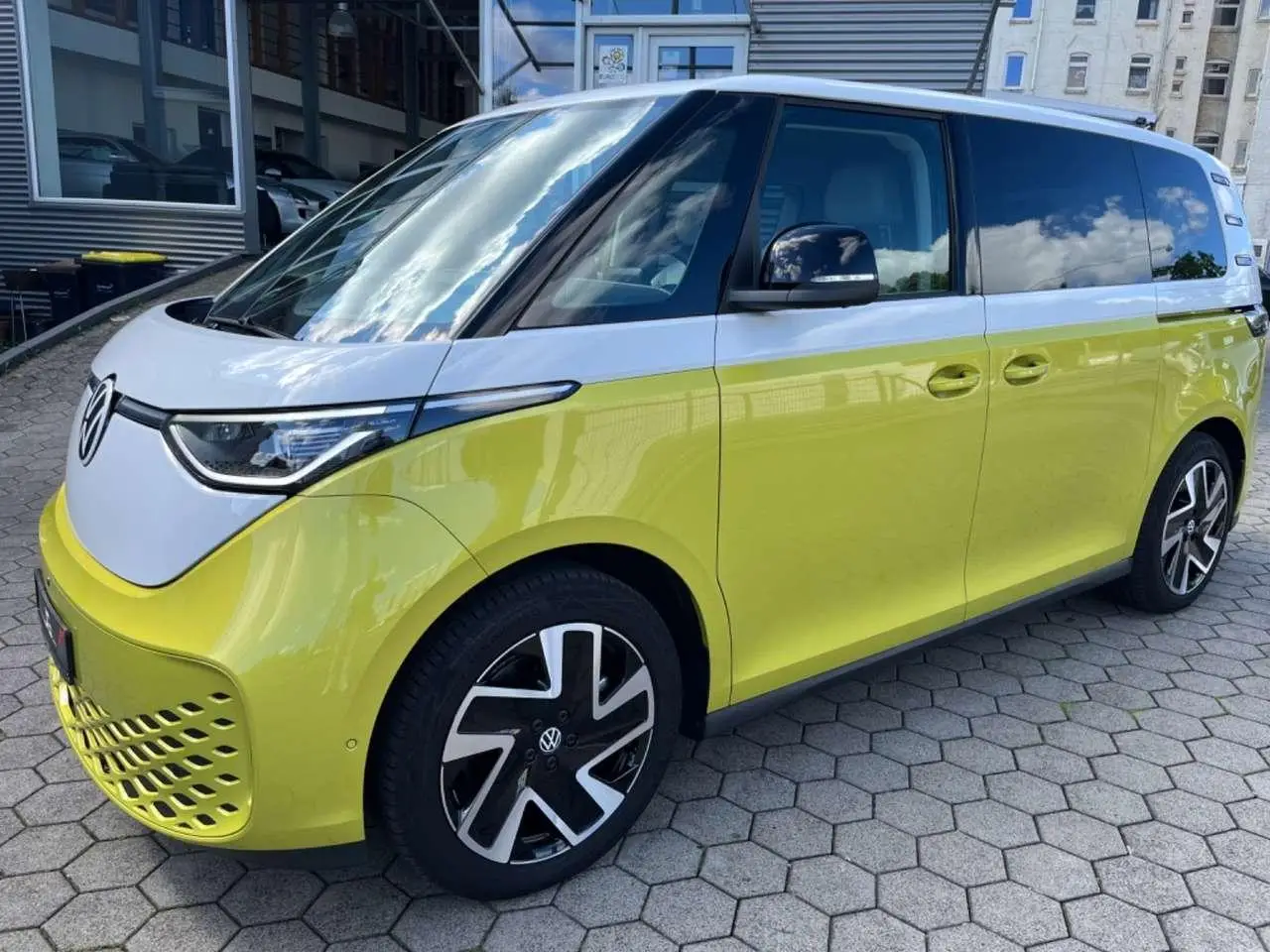 Photo 1 : Volkswagen Id. Buzz 2023 Electric