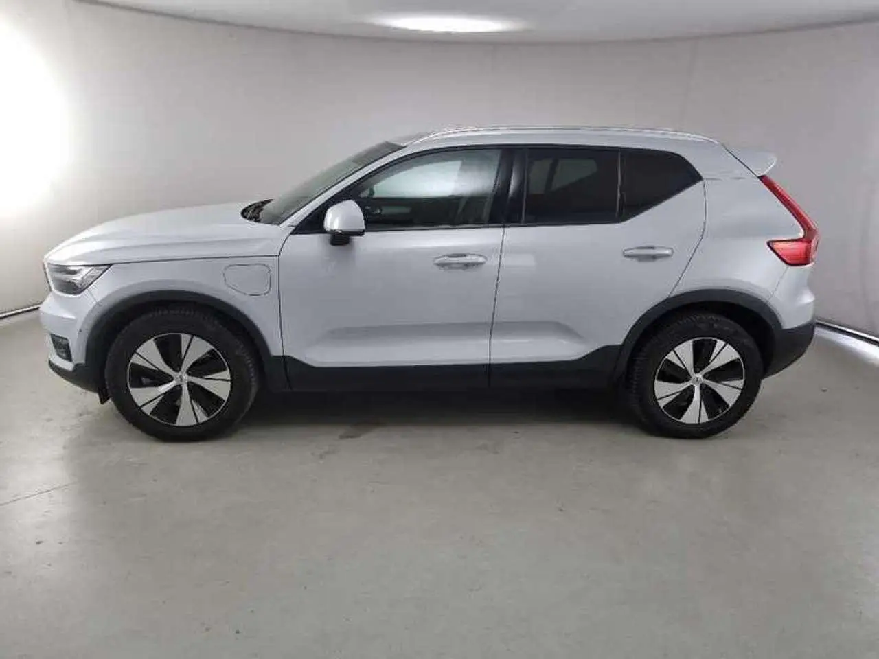 Photo 1 : Volvo Xc40 2020 Hybride