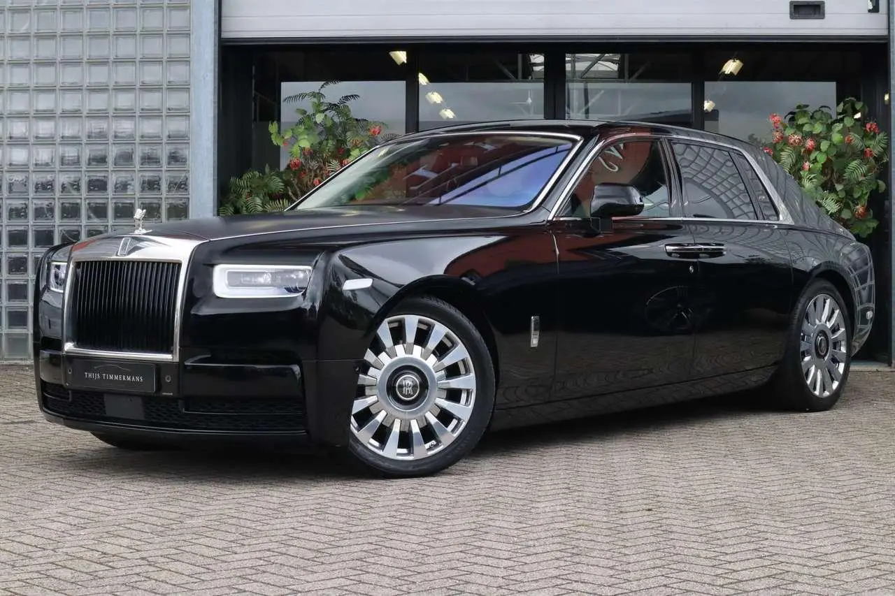 Photo 1 : Rolls-royce Phantom 2022 Petrol