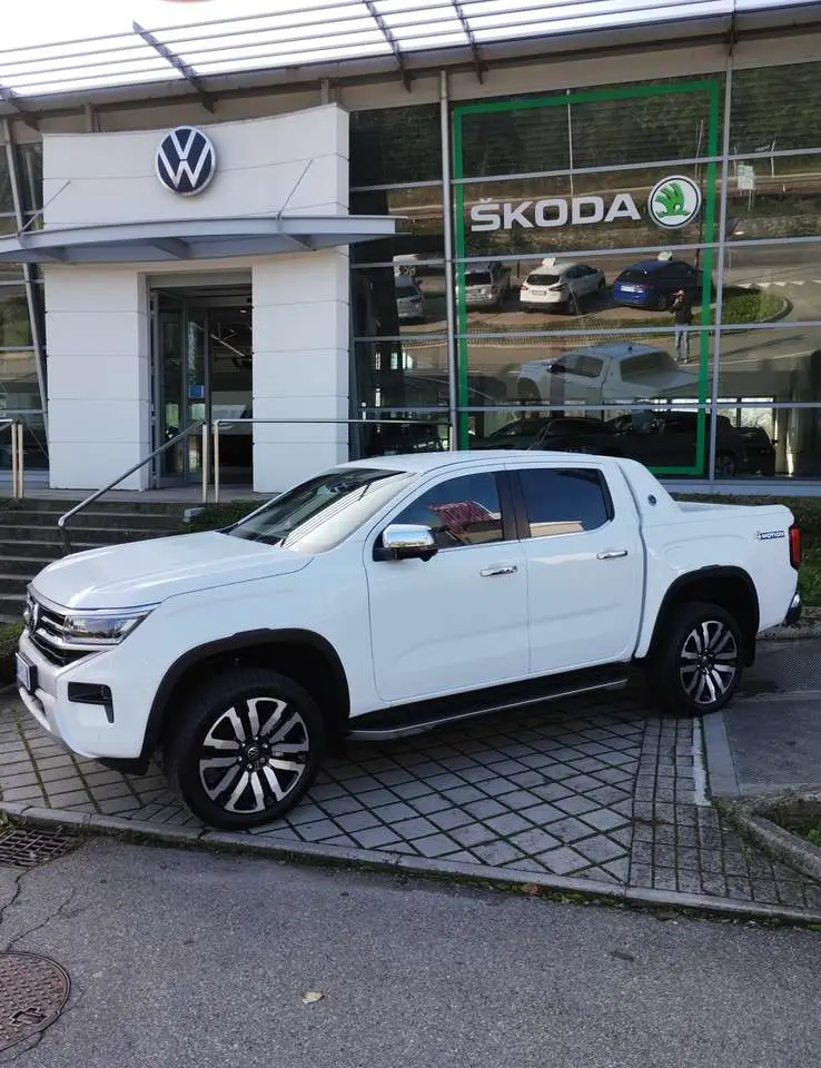 Photo 1 : Volkswagen Amarok 2024 Diesel