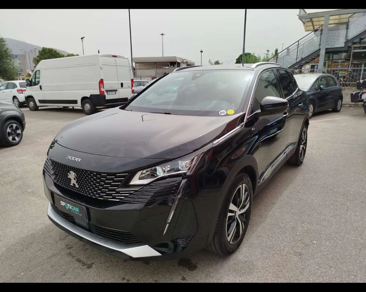 Photo 1 : Peugeot 3008 2023 Diesel