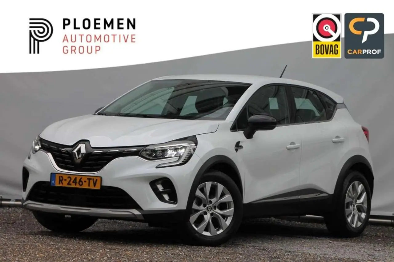 Photo 1 : Renault Captur 2022 Essence