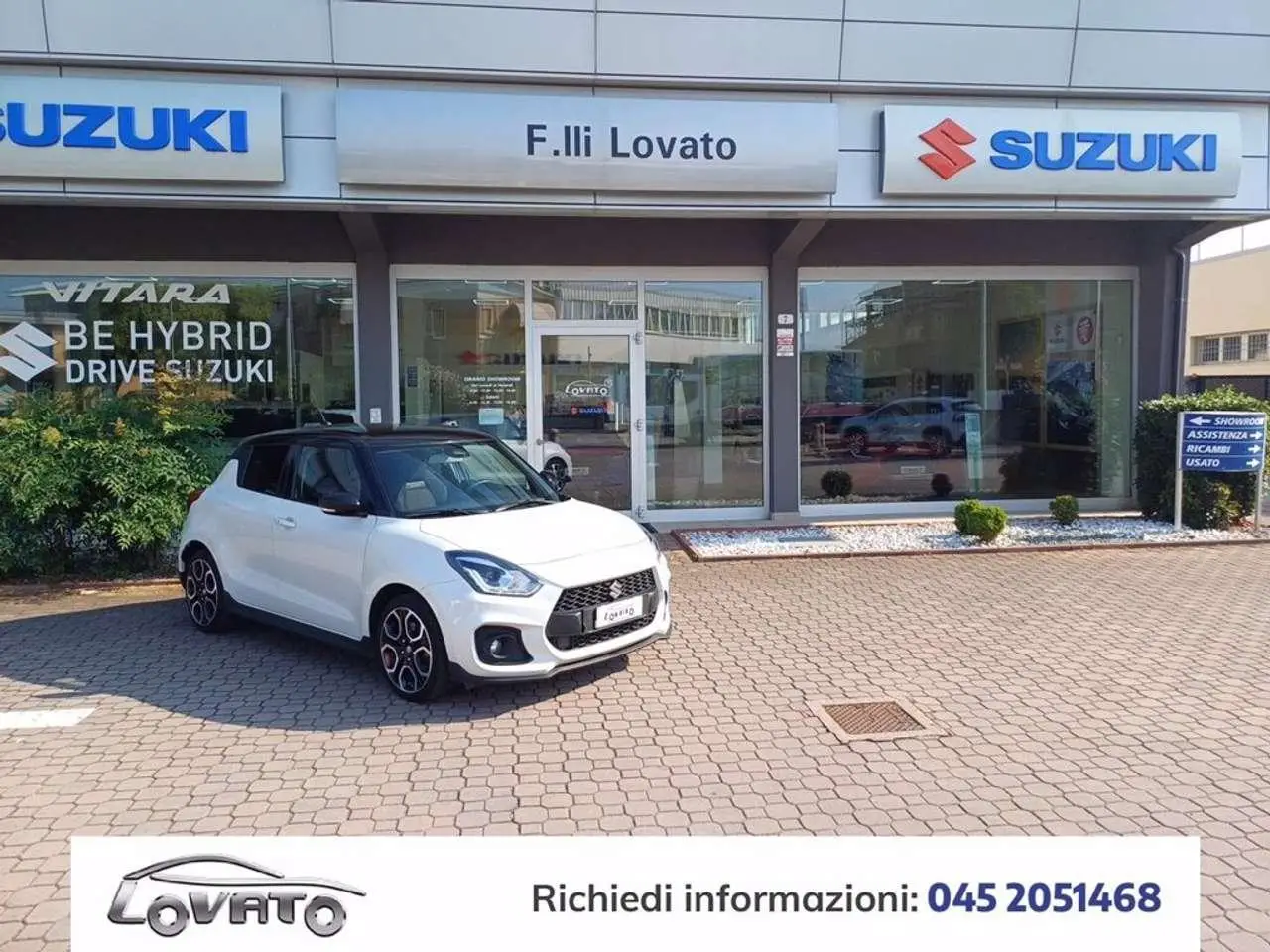 Photo 1 : Suzuki Swift 2021 Petrol