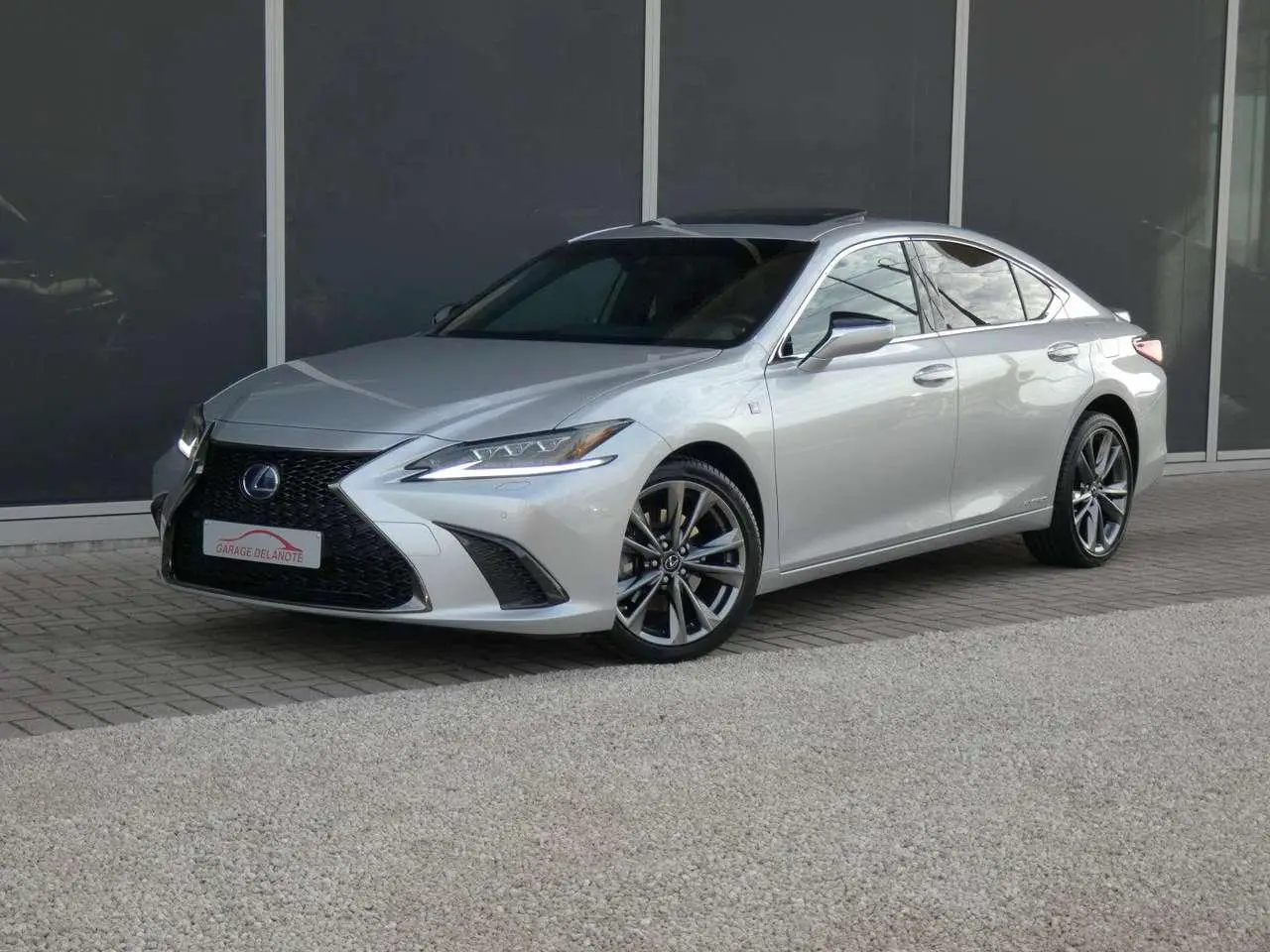 Photo 1 : Lexus Es 2021 Hybrid