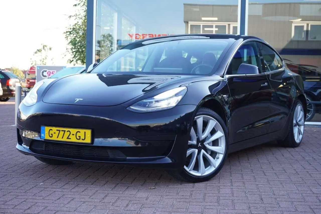 Photo 1 : Tesla Model 3 2019 Électrique