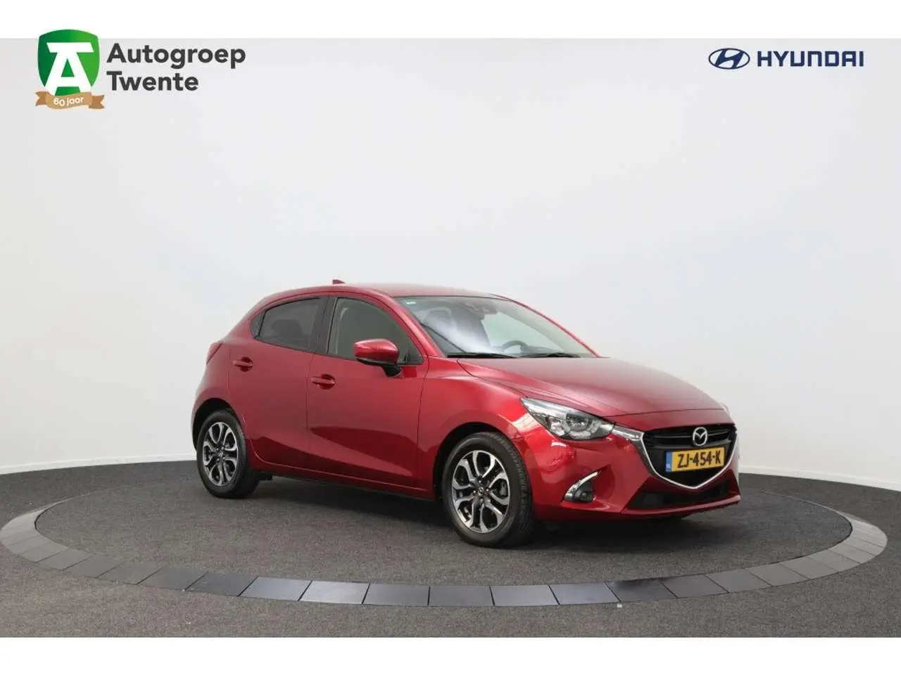 Photo 1 : Mazda 2 2019 Petrol