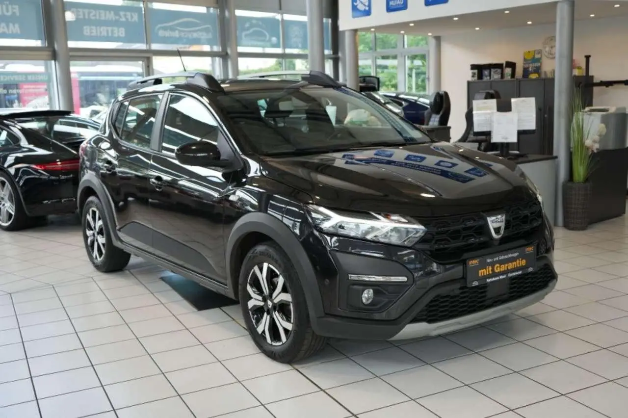 Photo 1 : Dacia Sandero 2021 Essence