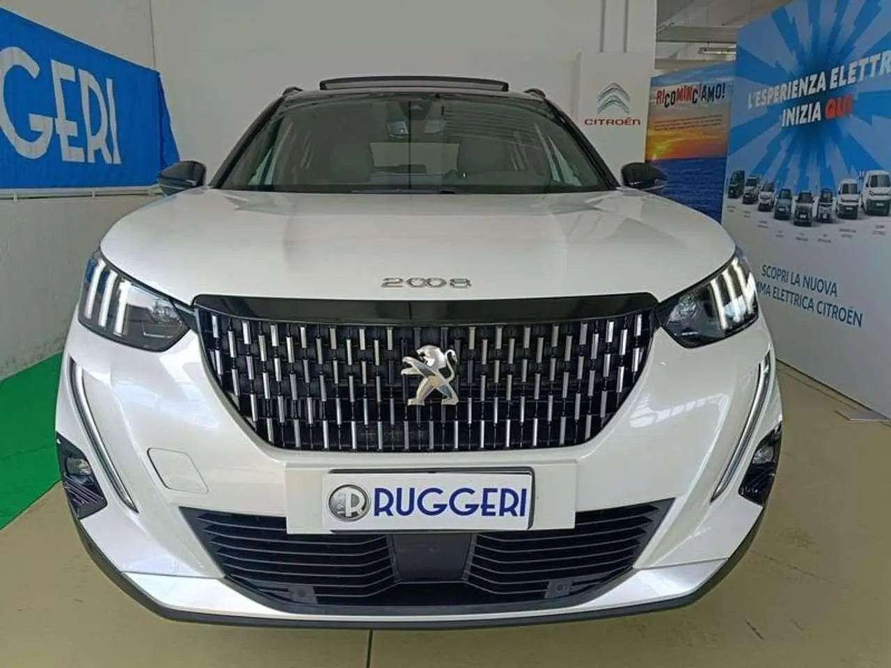 Photo 1 : Peugeot 2008 2020 Diesel