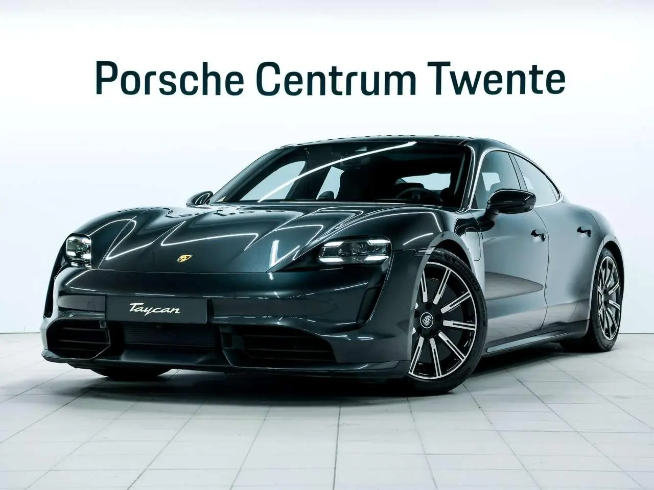 Photo 1 : Porsche Taycan 2020 Électrique