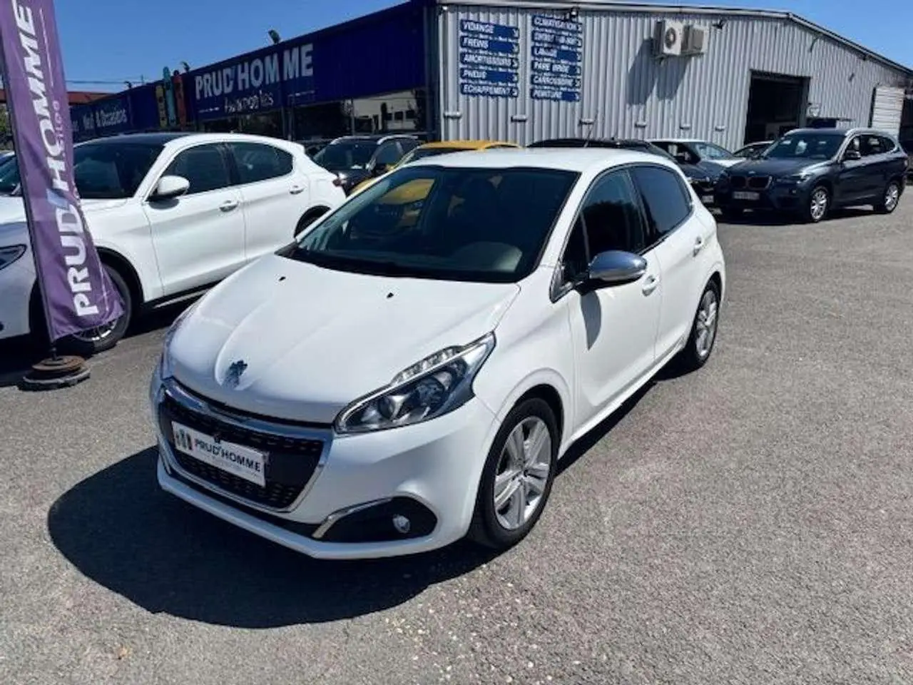 Photo 1 : Peugeot 208 2019 Essence