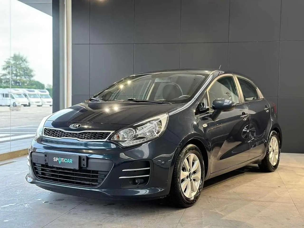 Photo 1 : Kia Rio 2015 LPG